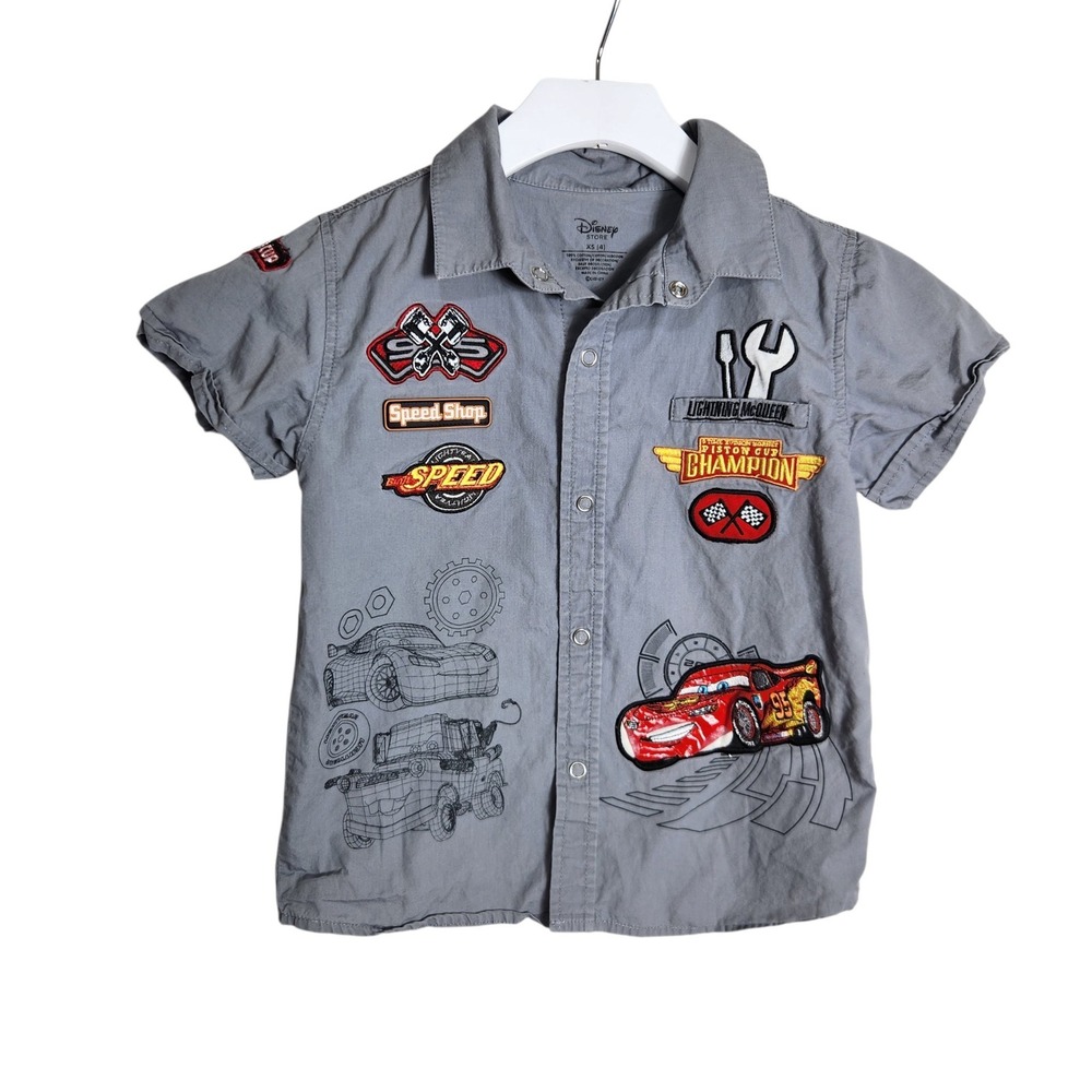 Disney Store Cars Lightning McQueen Gray Patch Button Down Shirt Boys XS 4